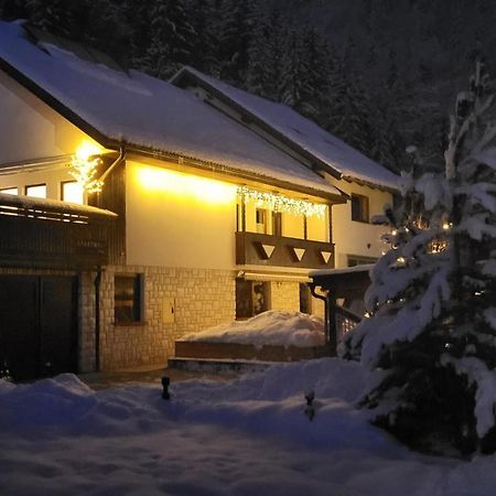 Apartments Oman Kranjska Gora Ngoại thất bức ảnh